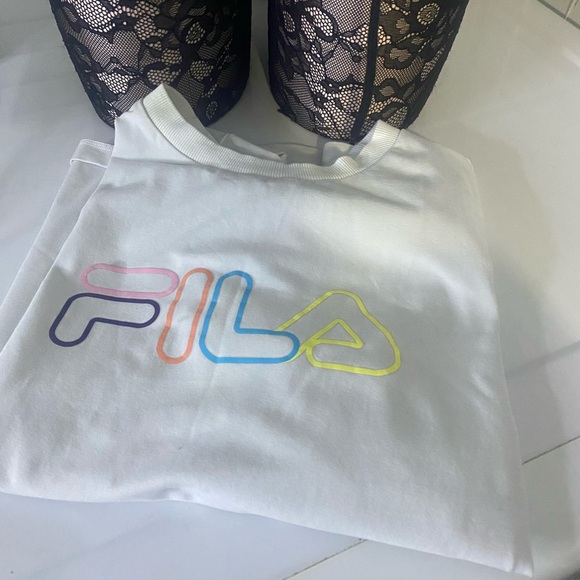FILA crop top size (L) - Picture 2 of 6